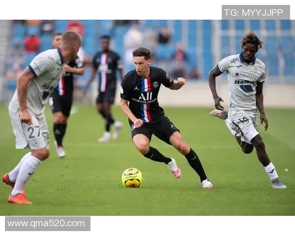 友谊赛巴黎圣日耳曼与本菲卡战平转会传闻引发全场热议