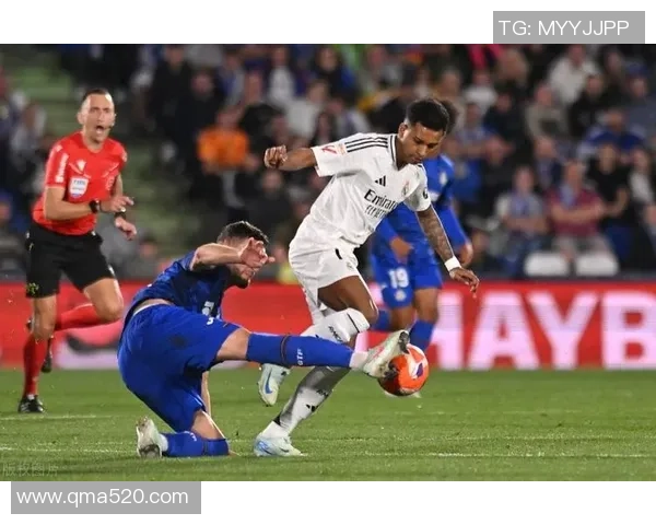 国王杯精彩对决多特蒙德3-0击败皇马神扑瞬间引发转会热议