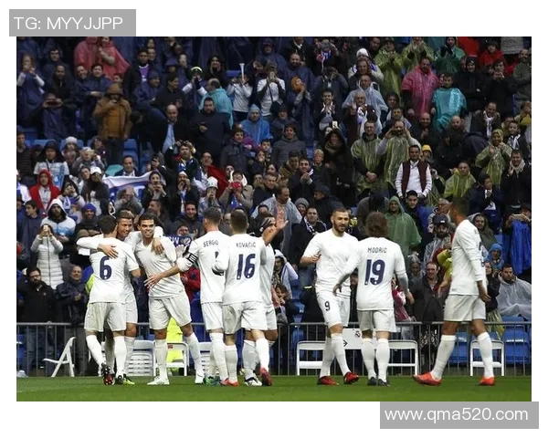 国王杯惊现平局曼联与那不勒斯激战引发全场热议与反思