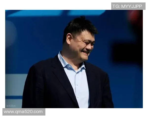 许诺对姚明的喜爱之情深厚，篮球巨星在她心中占据特殊地位