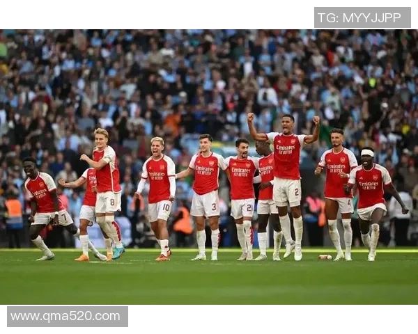 世界杯惊现冷门那不勒斯绝杀阿森纳全场沸腾瞬间回顾