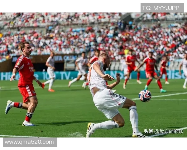 世界杯精彩对决拜仁与巴萨激战成平局十大经典进球回顾