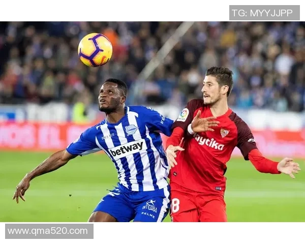 西甲焦点战那不勒斯与尤文图斯1比1平局战术分析与绝杀瞬间回顾