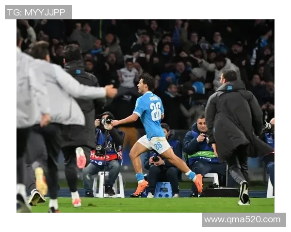 德甲激战：那不勒斯6比2大胜切尔西补时争议进球引发全场狂欢