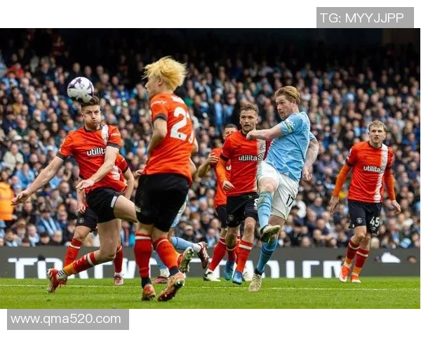 英超激战：里昂逆转皇马神扑时刻引爆全场激情回顾