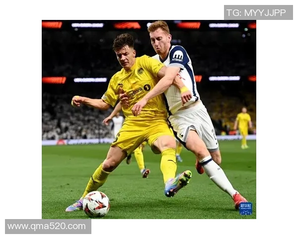 欧联杯热刺与巴萨激战成平局全场气氛紧张引发球迷热议